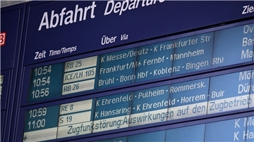 Der Bahnausfall Anfang Oktober rückt in den Fokus, wie angreifbar Infrastruktur sein kann.