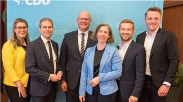 Der beim Kreisparteitag der CDU neu gewählte Vorstand: Marsha Weseloh, Eike Holsten, Marco Mohrmann (Vorsitzender), Nicole Meyer, Dirk-Frederik Stelling und Patrick Brinkmann (von links).