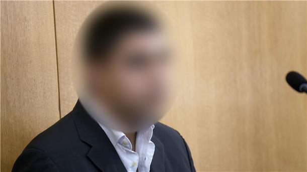 Gutachter: Mutmaßlicher Messerstecher weiter gefährlich Der Beschuldigte kann sich nach Worten seines Verteidigers nur diffus an die Tat erinnern. (Archivbild)