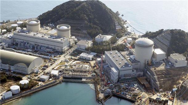 Jahrzehntealter Atomreaktor darf in Japan am Netz bleiben Der Block 3 des Kernkraftwerks Mihama nahm 1976 den Betrieb auf.