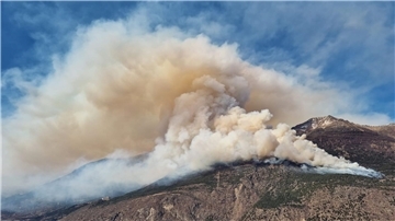Der Brand war am Donnerstag oberhalb von Latsch im Vinschgau ausgebrochen.