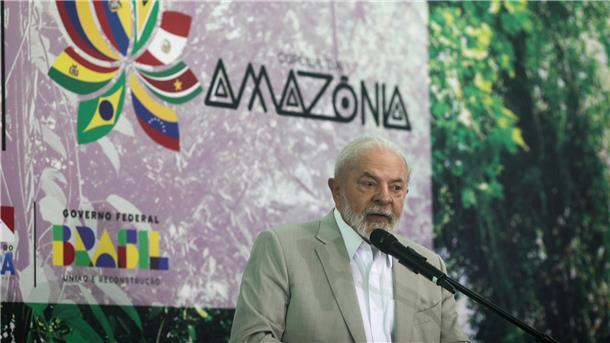 Lula warnt vor „grünem Neokolonialismus“ Der brasilianische Präsident Lula fordert die Industriestaaten auf, ihren eigenen Beitrag zum Klima- und Umweltschutz zu leisten.