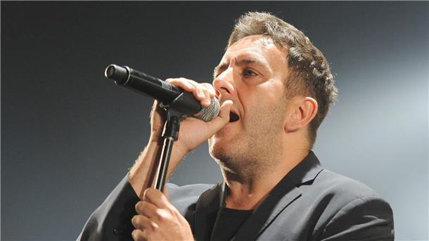 Der britische Ska-Sänger Terry Hall starb nach kurzer Krankheit im Alter von 63 Jahren.