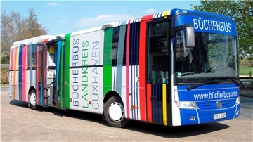 Der Bücherbus des Landkreises: Aus ihm könnte ab 9. August ein Impfbus werden.