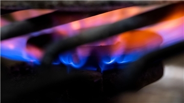 Der Bund hat Verbraucherinnen und Verbraucher bei den Abschlägen für Gas und Wärme im Dezember mit 4,3 Milliarden Euro entlastet.