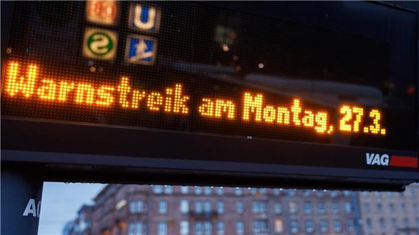 Der bundesweite Mega-Warnstreik läuft.