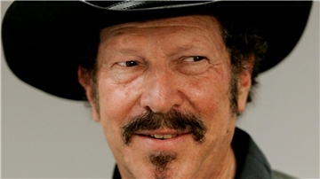 Der Country-Sänger, Satiriker, Autor und Aktivist Kinky Friedman ist im Alter von 79 Jahre gestorben.