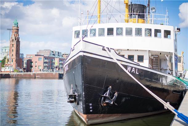 Der perfekte Tag in Bremerhaven für Fans von alten Schiffen Der Dampfeisbrecher „Wal“ zählt zu den interessantesten Traditionsschiffen in Bremerhaven.