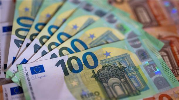 Deutsche Wirtschaft rutscht im Frühjahr tiefer ab Der deutsche Staat hat im ersten Halbjahr mehr Geld ausgegeben als eingenommen. (Symbolbild)