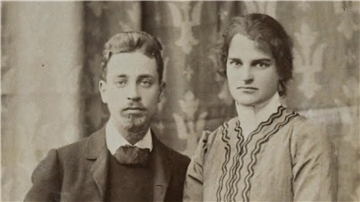 Der Dichter Rainer Maria Rilke und die Bildhauerin Clara Westhoff haben sich in der Künstlerkolonie Worpswede bei den gemeinsamen Freunden um Paula Becker-Modersohn kennen- und lieben gelernt.