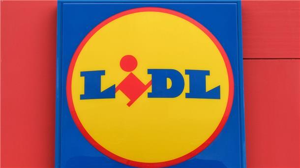 Der Discounter Lidl will künftig in seiner Werbung und bei der Verpackung seiner Eigenmarkenprodukte mehr Rücksicht auf die Kindergesundheit nehmen.