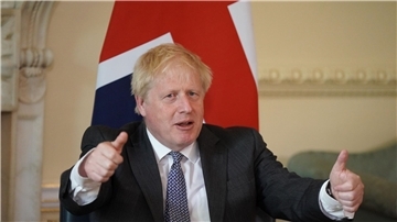 Der ehemalige britische Premierminister Boris Johnson droht laut Medienberichten mit einer Rebellion innerhalb der Konservativen Partei.