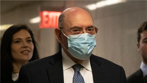 Trumps Immobilienkonzern muss Millionenstrafe zahlen Der ehemalige Finanzchef der Trump Organization, Allen Weisselberg, hatte ausgesagt, dass er und andere Angestellte jahrelang systematisch den Fiskus hintergangen hätten.