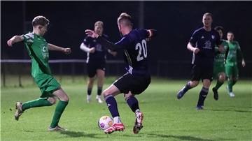 ESV Nordenham gegen SG Schwei/Seefeld/Rönnelmoor in der 1. Fußball-Kreisklasse