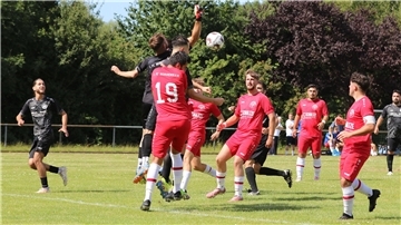 TuS Einswarden gegen 1. FC Nordenham im Fußball-Kreispokal
