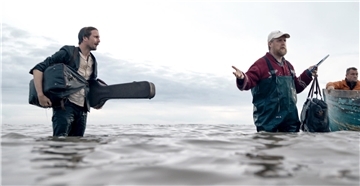 Der Film „The Ballad of Wallis Island“ mit Tom Basden und Tim Key ist eine wunderbare Komödie mit britischem Humor.
