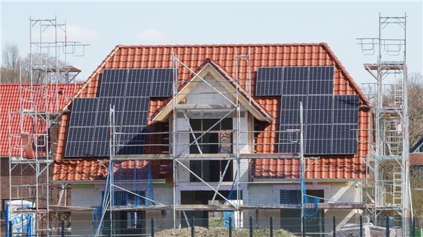 Fördertopf für klimafreundliche Neubauten ist leer Der Fördertopf des Bundes für klimafreundlichen Neubau ist leer.