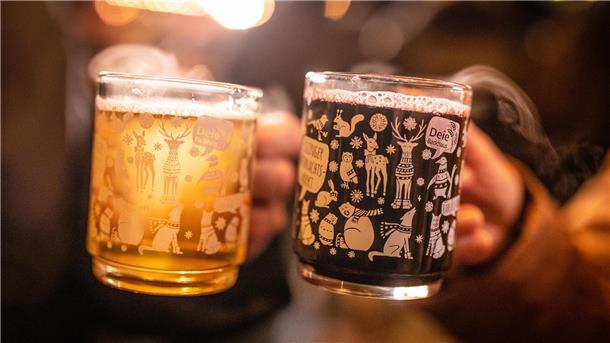 Der Glühwein gehört für viele Menschen ebenso in die Vorweihnachtszeit wie Kekse backen. Und noch eines prägt diese Zeit: Es ist die Bereitschaft, für Menschen in Not zu spenden.