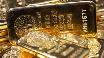 Der Goldpreis nähert sich wieder dem Rekordhoch, das Mitte April bei 3.500 Dollar erreicht worden war. (Symbolbild)
