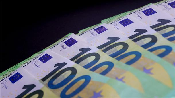 Geldvermögen privater Haushalte auf Rekordhoch Der größte Teil des Geldvermögens steckt nach Angaben der Deutschen Bundesbank in Bargeld (Symbolbild).