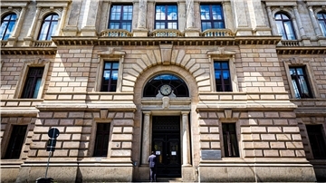 Der Haupteingang des Landgerichts Braunschweig.
