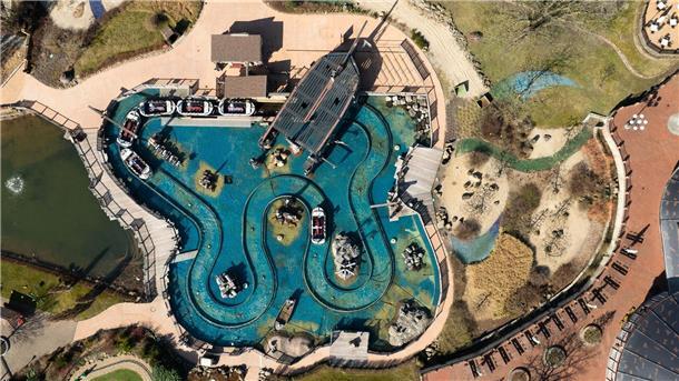 Der Heide-Park in Soltau: Norddeutschlands größter Freizeitpark kehrt aus der fünfmonatigen Winterpause zurück. (Archivbild)