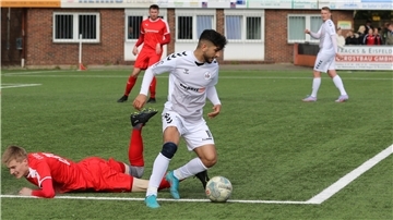 SV Brake gegen TSV Großenkneten Fußball-Bezirksliga