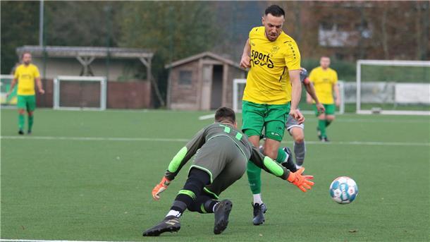 TSV Abbehausen gegen SV Baris Delmenhorst in der Fußball-Bezirksliga mit Mustafa Seker