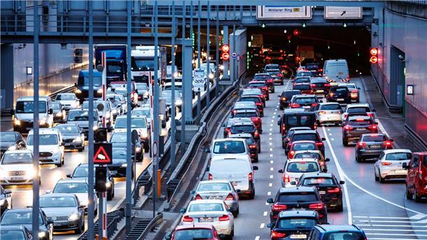 Umweltbundesamt: Luftqualität ist gut, aber nicht gut genug Der Jahresmittelgrenzwert für Stickstoffdioxid wurde voraussichtlich unter anderem an einer verkehrsnahen Messstation in München überschritten.