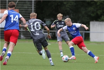 Fußballer des 1. FC Nordenham und TSV Abbehausen