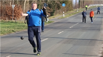 KBV Kreuzmoor/Bekhausen mit Timo Kuhlmann beim Boßeln