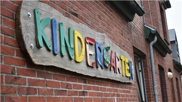 Der Kindergarten in Abbehausen soll einen Anbau erhalten und modernisiert werden - für insgesamt 4,1 Millionen Euro. Die WIN fragt sich, ob diese Investition tatsächlich nötig ist.
