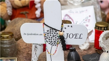 Der kleine Joel war im September mit schwersten Stichverletzungen in einem Gebüsch gefunden worden.