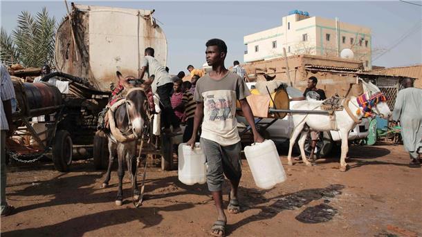Nach Niger-Putsch: Wo regiert das Militär in der Sahel-Zone? Der Konflikt im Sudan zwischen al-Burhan und Daglo dauert weiter an und fordert täglich Opfer.