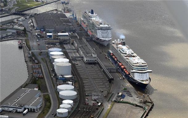 Der Kreuzfahrtterminal ist in die Jahre gekommen. Als Erstes soll jetzt die Columbuskaje neu gebaut werden.