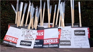 Der laufende Autoren-Streik in Hollywood wird beendet.