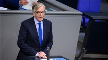 Der Linken-Vorsitzende Dietmar Bartsch macht seinem Ärger über die Ampel-Koalition Luft.