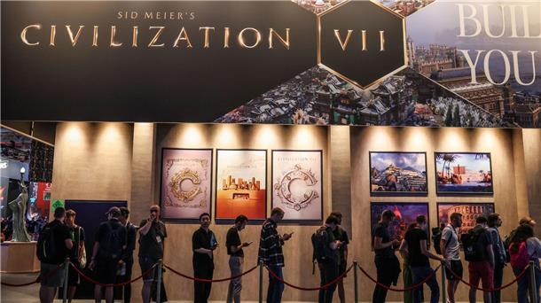 Großer Andrang bei Gamescom - Verband sieht positive Zukunft Der Messestand des Strategiespiels Civilization, das in verschiedenen Ausgaben seit mehr als drei Jahrzehnten auf dem Markt ist.