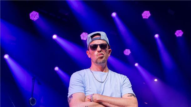 Jan Delay über Nachhaltigkeit: „Ich mache sofort mit“ Der Musiker Jan Delay findet, kleine Festival werden von den Fans honoriert.
