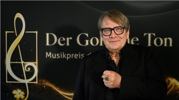 Der Musiker Sven Regener wurde in Goslar mit dem Musikpreis der Stadt Goslar, dem „Goldenen Ton“, ausgezeichnet.