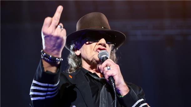Elf Zitate: Was die deutsche Politik 2024 bewegte Der Musiker Udo Lindenberg macht sich gegen Rechtsextremismus stark. (Archivbild)