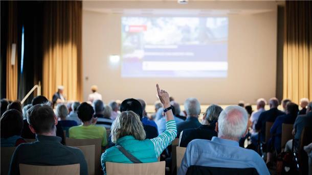 Innenstadt von Bremerhaven: Bürger erfahren den Stand der Dinge Der nächste Bürgerdialog im Rahmen der Innenstadtgestaltung findet in der Volkshochschule Bremerhaven statt.