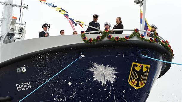 Neues Zollschiff patrouilliert emissionsarm in der Nordsee Der Neubau gilt als wichtiger Teil des Modernisierungsprogrammes für deutsche Zollboote.