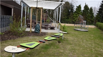 Der neue Mehrgenerationen-Spielplatz in der Groden Wisch in Rhade ist fertig und ist fertig und soll im Frühsommer offiziell eingeweiht werden.