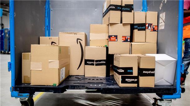 Online-Shopping bleibt gefragt - Umsätze normalisieren sich Der Online-Boom im Handel scheint vorerst vorbei zu sein.
