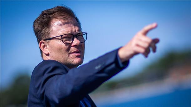 Ostbeauftragter: „Wir sind enger verwoben, als es scheint“ Der Ostbeauftragte Carsten Schneider sieht auch Positives im Ost-West-Verhältnis. (Archivbild)