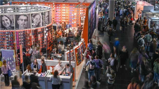 Hessische Illustratorin erhält Jugendliteraturpreis Der Preis wird traditionell auf der Buchmesse vergeben.