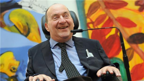 „Ziemlich beste Freunde“-Vorbild Pozzo die Borgo ist tot Der querschnittgelähmte französische Bestsellerautor Philippe Pozzo di Borgo ist tot.