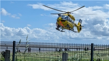Der Rettungshubschrauber "Christoph 26" hat den Urlauber aus dem Watt geborgen.