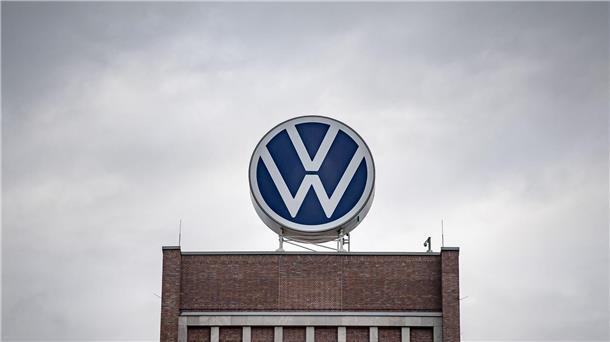 Russischer Autobauer Gaz verklagt VW auf hohe Abfindung Der russische Autobauer Gaz hat vor Gericht beantragt, VW zu einer Vertragsstrafe von 190 Millionen Euro zu verurteilen.